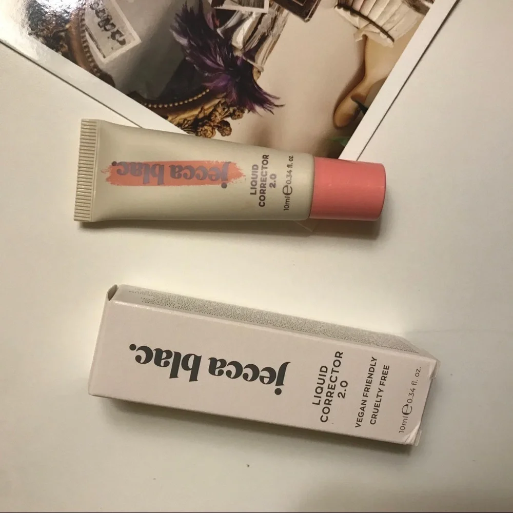 JECCA BLAC LIQUID CORRECTOR 2.0 NIB​
